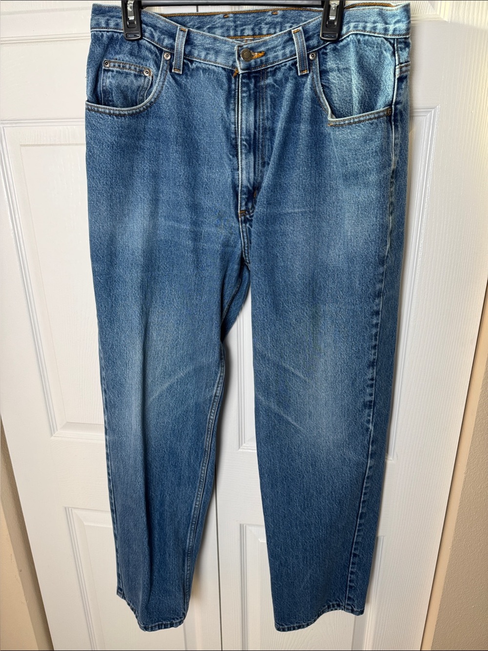 Men's Straight-Leg Jeans in Washed Blue